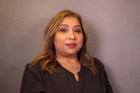 Michelle, Front Desk